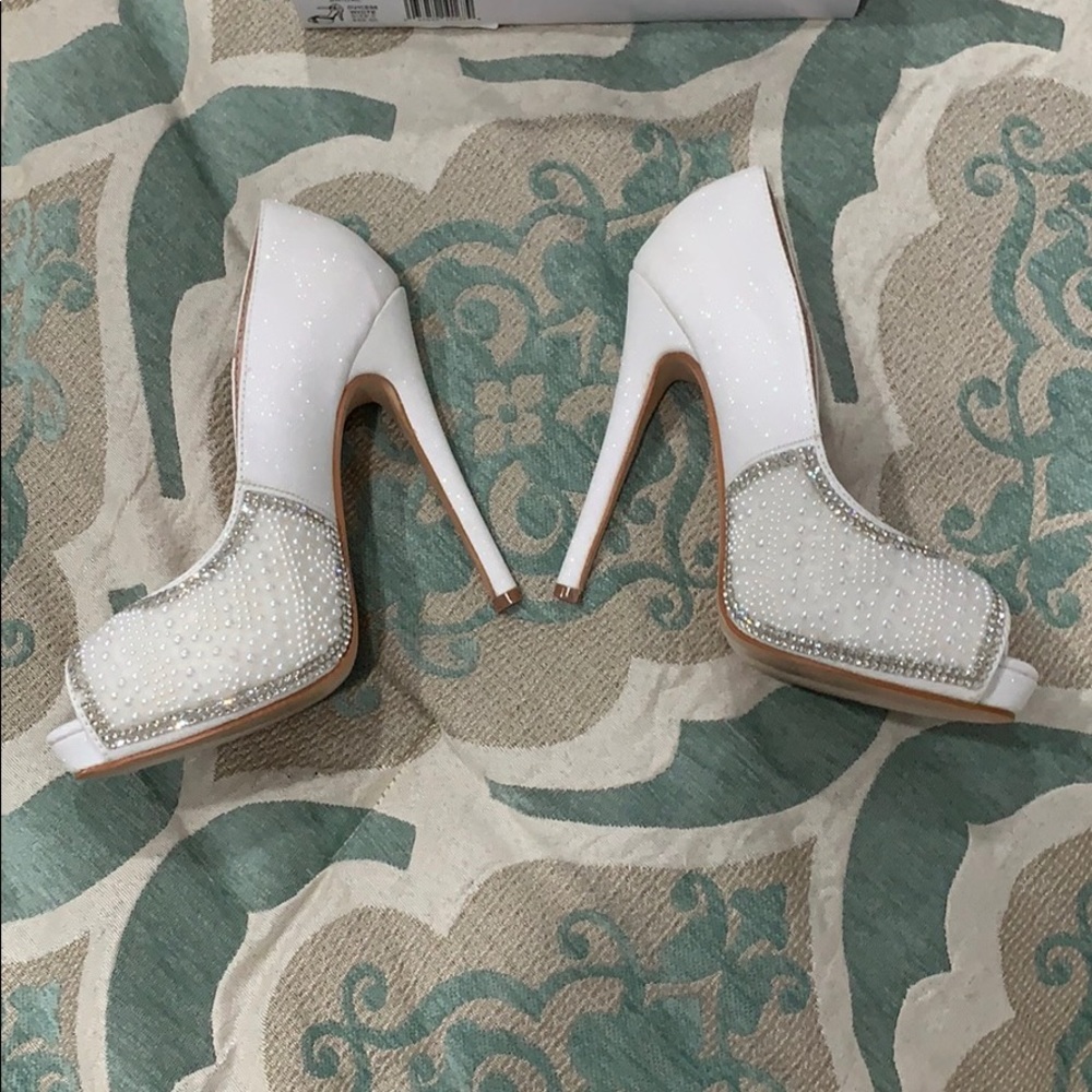 David’s Bridal bridal heels - Picture 6 of 8